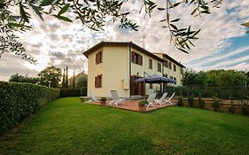 Le Sorelle, Minnie's Cottage